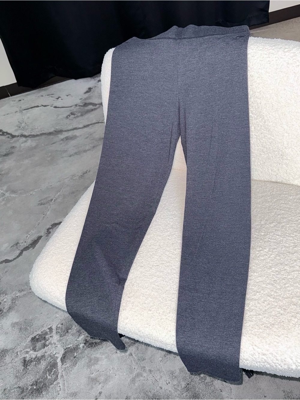 Victorias Secret Pink gray leggings Medium full length NWOT